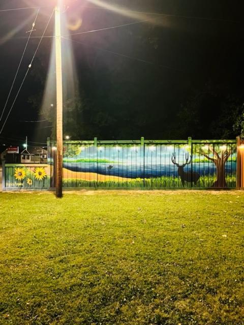 Benton Motel 外观 照片